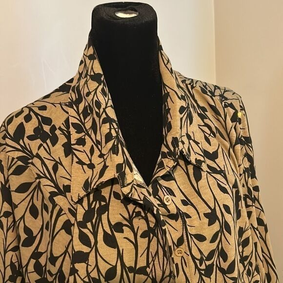 Lularoe 2Xl long button down cardigan  E - Picture 5 of 10